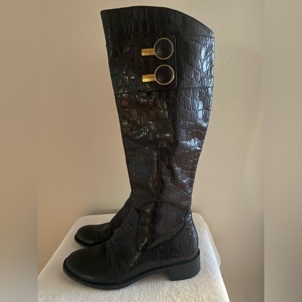 Rachel Zoe Jacqueline Brown Riding Croc Embossed Boot SZ 6.5